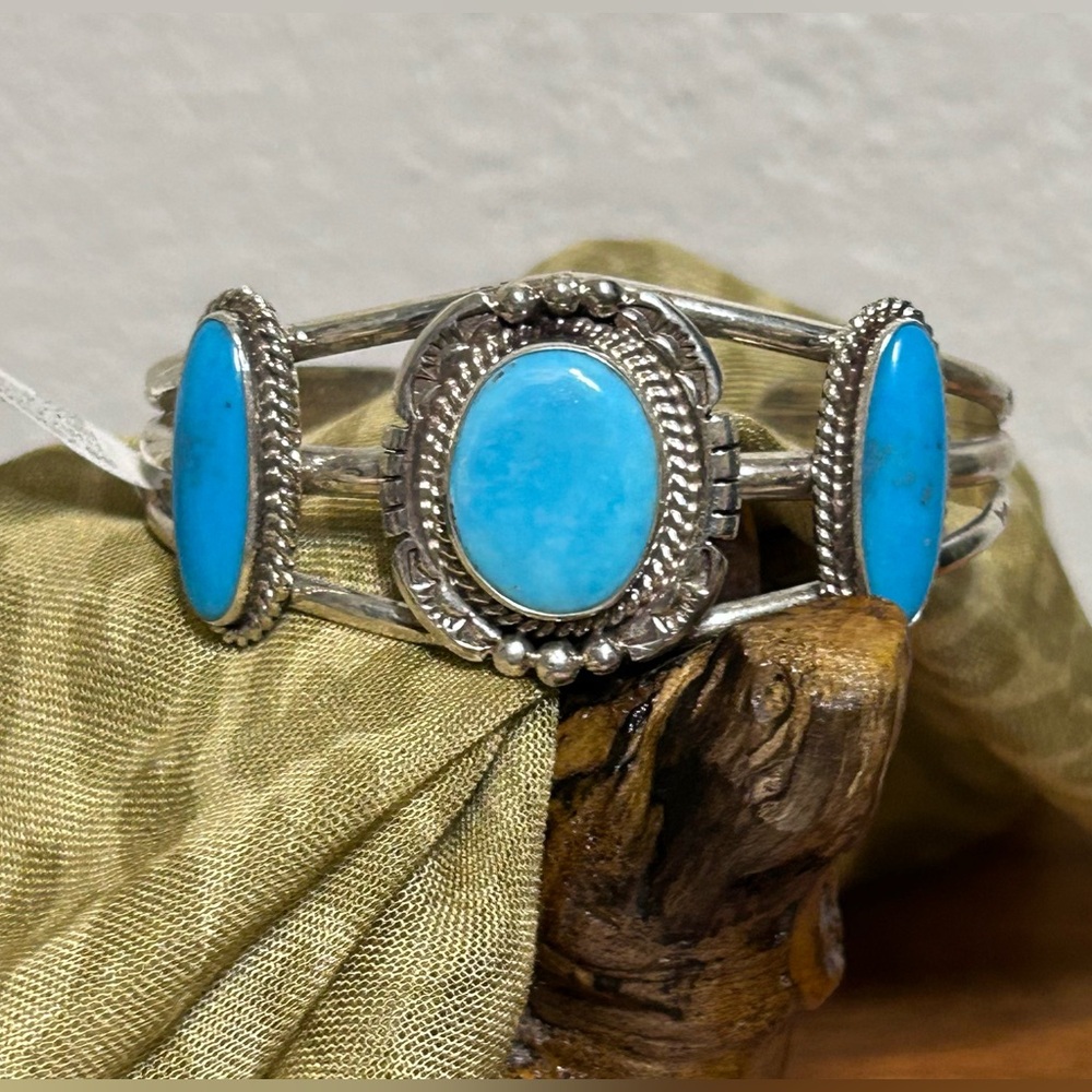 NWT Navajo Handmade 3 Stone Kingman Turquoise Bracelet by Susan Yazzie